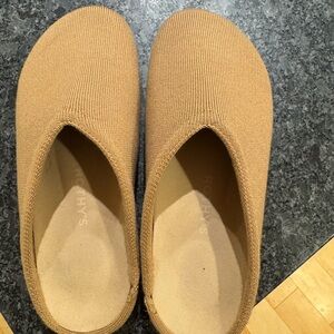 Rothy's Casual Clogs-Butternut